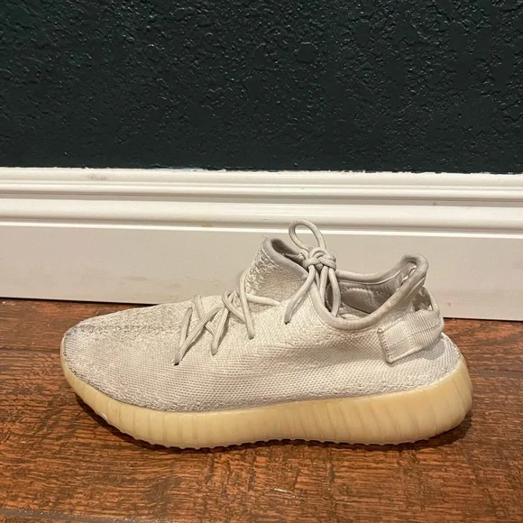 Adidas Yeezy Boost 350 V2 - Picture 4 of 4